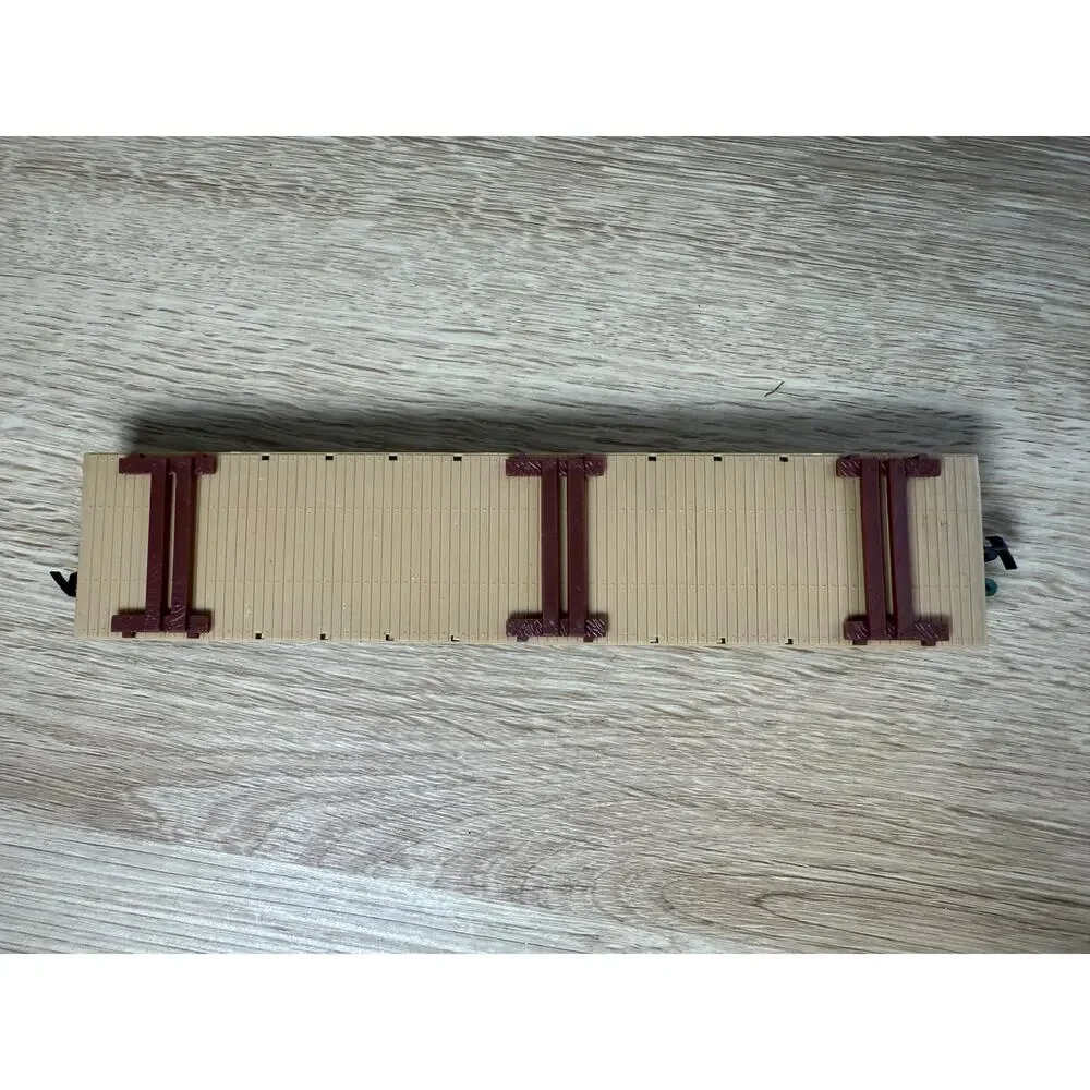 Vintage HO Scale Great Northern Flat Car #42953 with Stakes Model Train